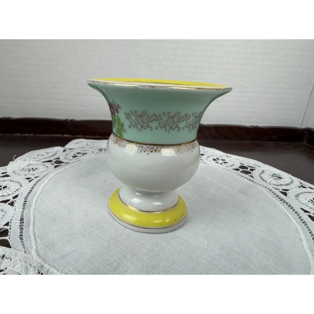 Vintage Berkshire Fine China Occupied Japan Floral Bud Vase Gold Trim 3 inch‎